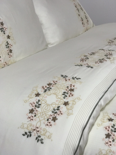 Flora Çift Kişilik Nevresim Pike Takımı 7 Parça (EKRU) - 3